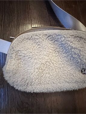 lululemon athletica Cream Sherpa Crossbody Belt Bag